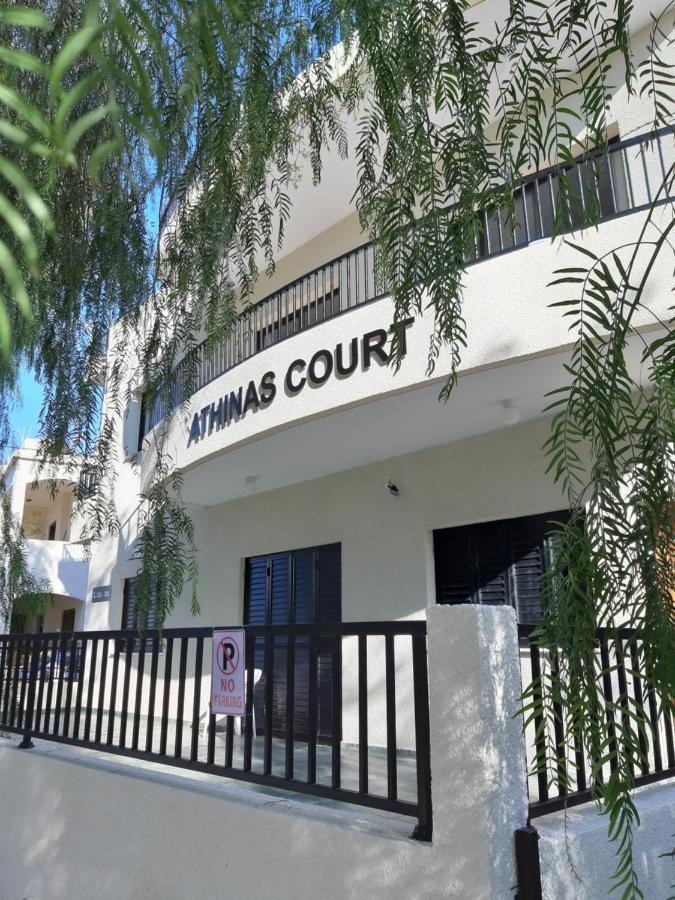 Athinas Court Aparthotel Paphos Ngoại thất bức ảnh